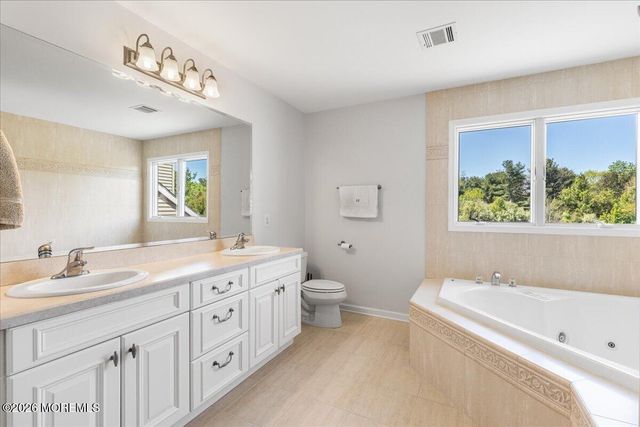 6 Hope Drive, Millstone, NJ 08510