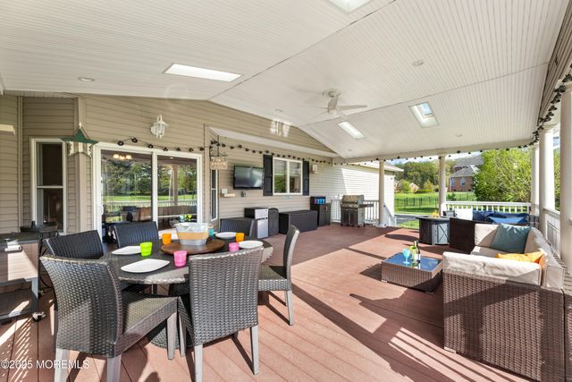 6 Hope Drive, Millstone, NJ 08510