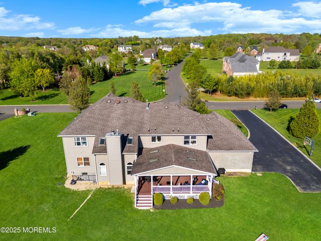 6 Hope Drive, Millstone, NJ 08510