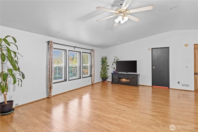 28207 73rd Avenue E, Graham, WA 98338