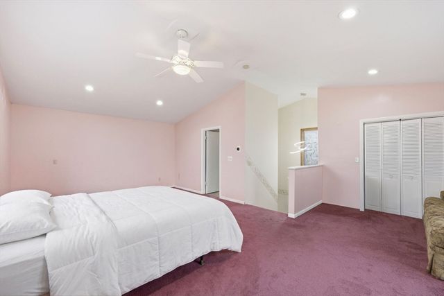 70 Warwick Rd, Chicopee, MA 01020