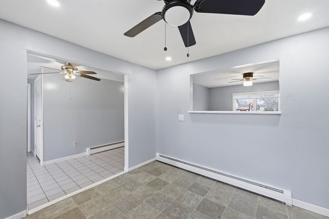 70 Warwick Rd, Chicopee, MA 01020