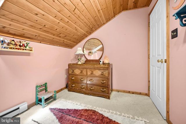 3811 PRICETOWN RD, Fleetwood, PA 19522