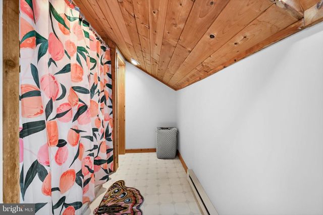 3811 PRICETOWN RD, Fleetwood, PA 19522