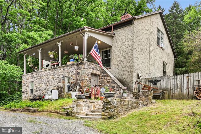3811 PRICETOWN RD, Fleetwood, PA 19522