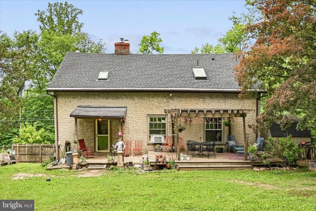 3811 PRICETOWN RD, Fleetwood, PA 19522