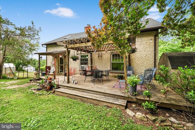 3811 PRICETOWN RD, Fleetwood, PA 19522