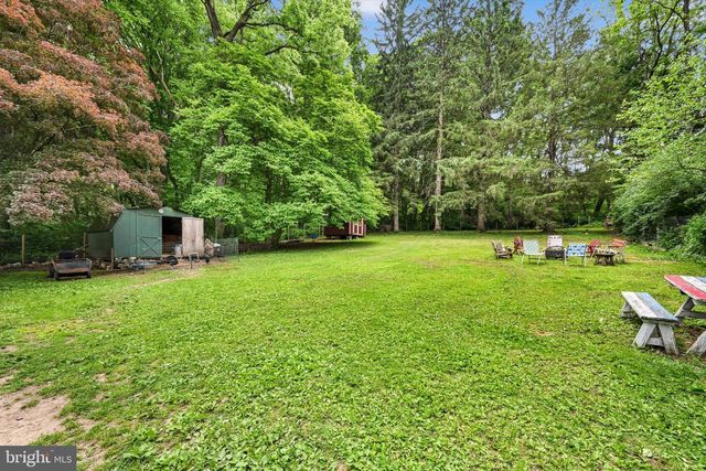 3811 PRICETOWN RD, Fleetwood, PA 19522