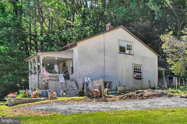 3811 PRICETOWN RD, Fleetwood, PA 19522