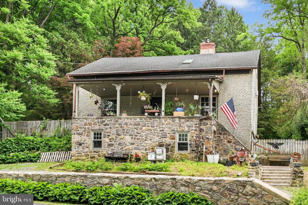 3811 PRICETOWN RD, Fleetwood, PA 19522