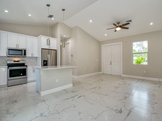 4226 68th AVE NE, Naples, FL 34120