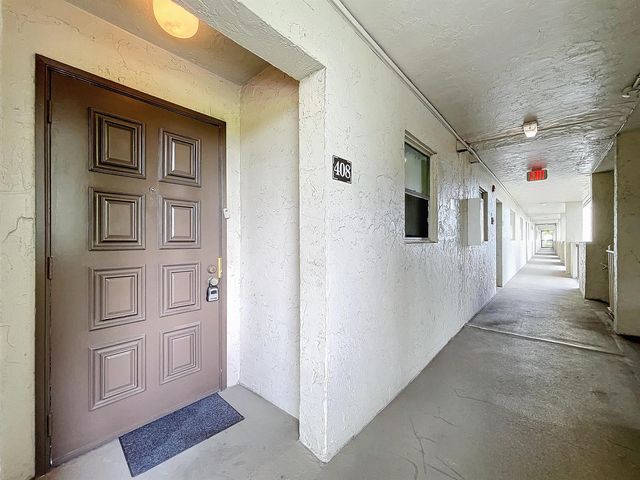 6080 NW 44th Street 408, Lauderhill, FL 33319