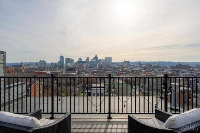 305 Seitz Street, Cincinnati, OH 45202