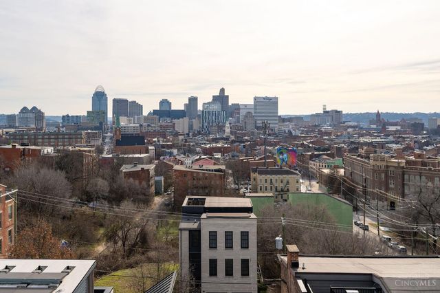 305 Seitz Street, Cincinnati, OH 45202