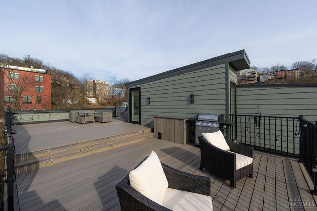 305 Seitz Street, Cincinnati, OH 45202