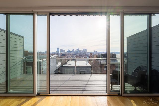 305 Seitz Street, Cincinnati, OH 45202