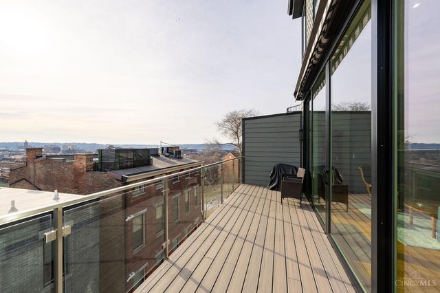 305 Seitz Street, Cincinnati, OH 45202