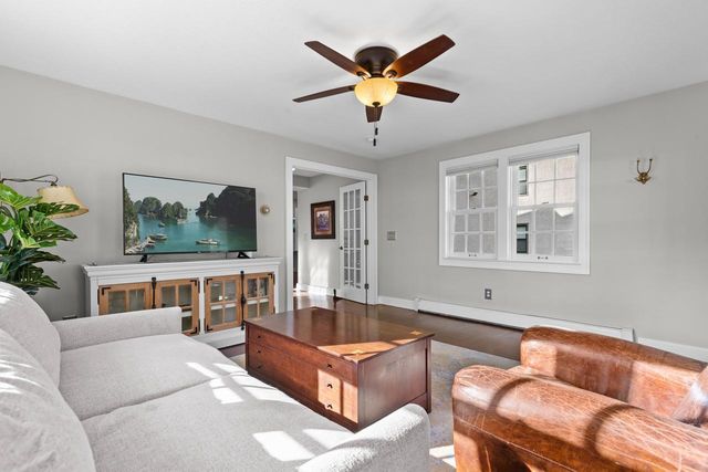 4025 Dupont Avenue S, Minneapolis, MN 55409