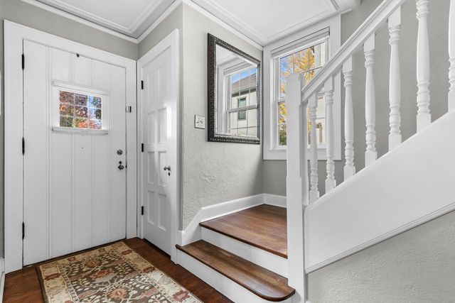 4025 Dupont Avenue S, Minneapolis, MN 55409