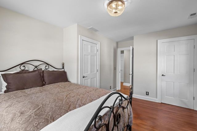 4025 Dupont Avenue S, Minneapolis, MN 55409