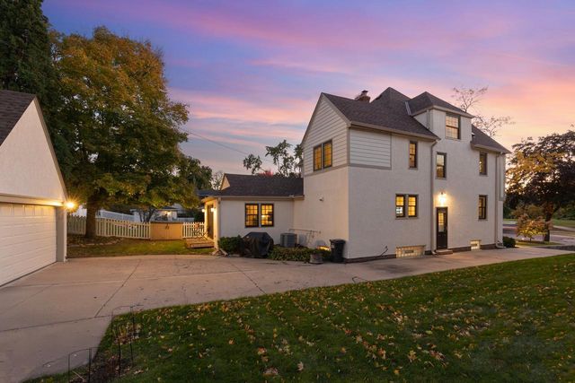 4025 Dupont Avenue S, Minneapolis, MN 55409