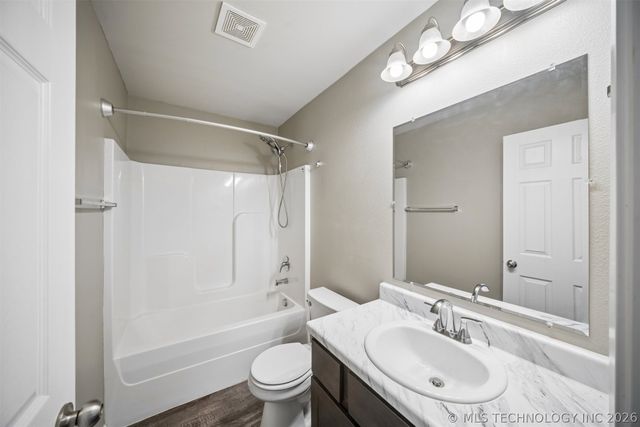 11428 S 239th East Avenue, Broken Arrow, OK 74014