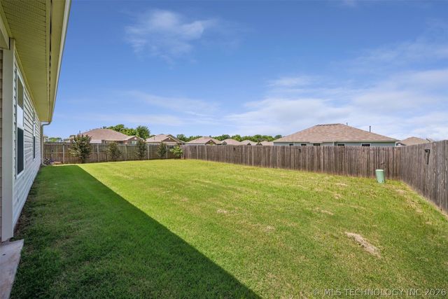 11428 S 239th East Avenue, Broken Arrow, OK 74014