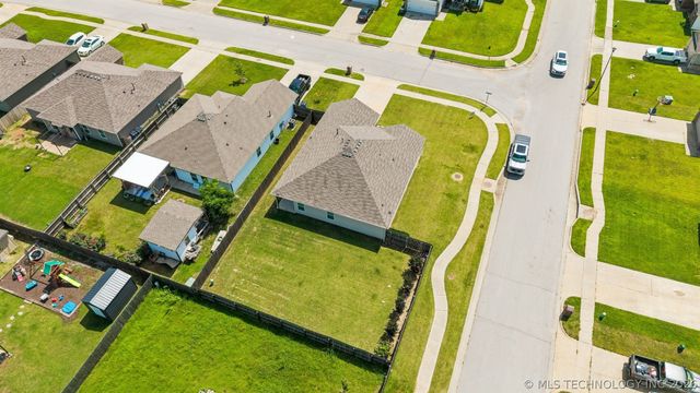 11428 S 239th East Avenue, Broken Arrow, OK 74014