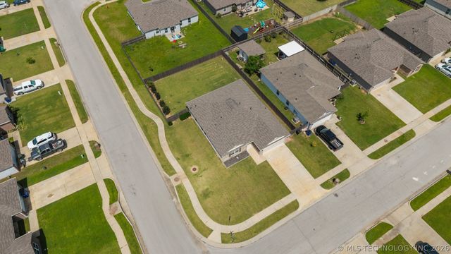 11428 S 239th East Avenue, Broken Arrow, OK 74014