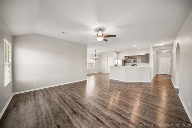 11428 S 239th East Avenue, Broken Arrow, OK 74014