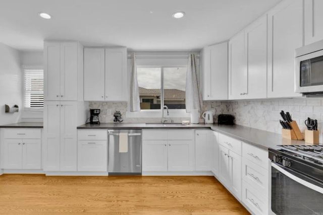 6567 Carthage Street, San Diego, CA 92120