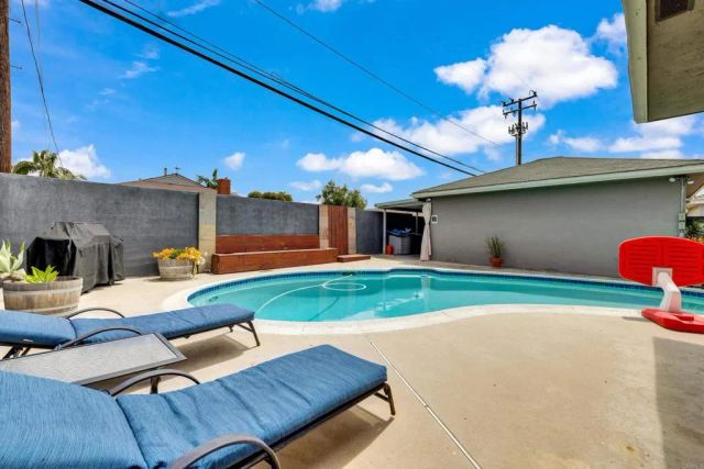 6567 Carthage Street, San Diego, CA 92120