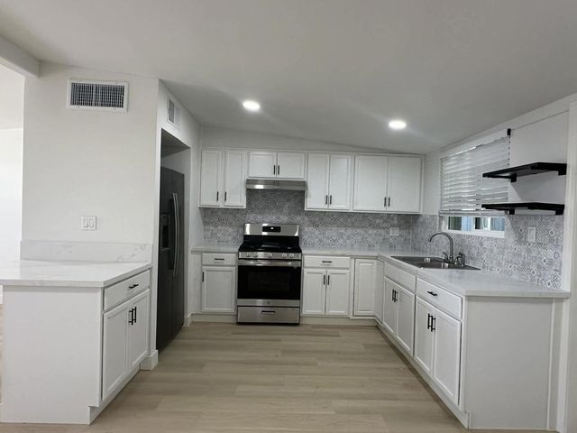 30201 San Diego Drive, Cathedral City, CA 92234