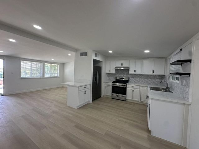 30201 San Diego Drive, Cathedral City, CA 92234