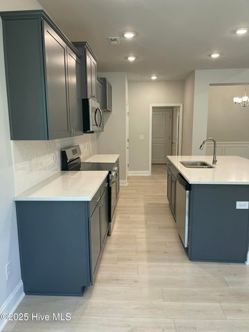 1021 Wood Creek Road NE, Leland, NC 28451