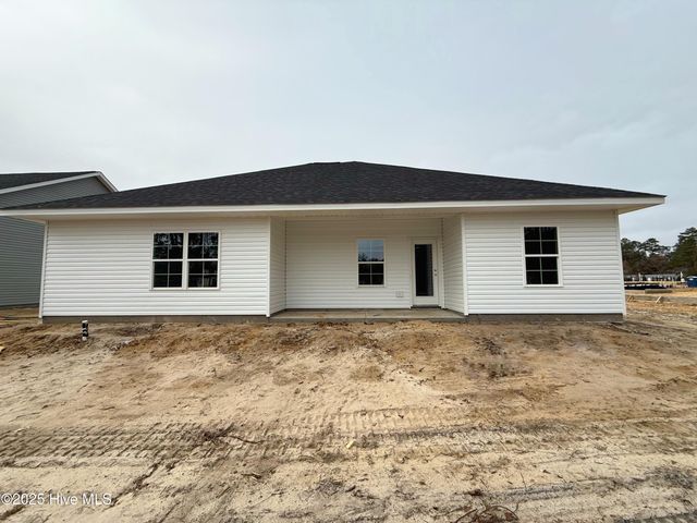 1021 Wood Creek Road NE, Leland, NC 28451