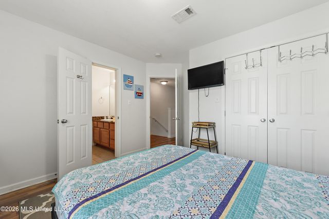 1270 Century Oaks, B, Gulfport, MS 39507