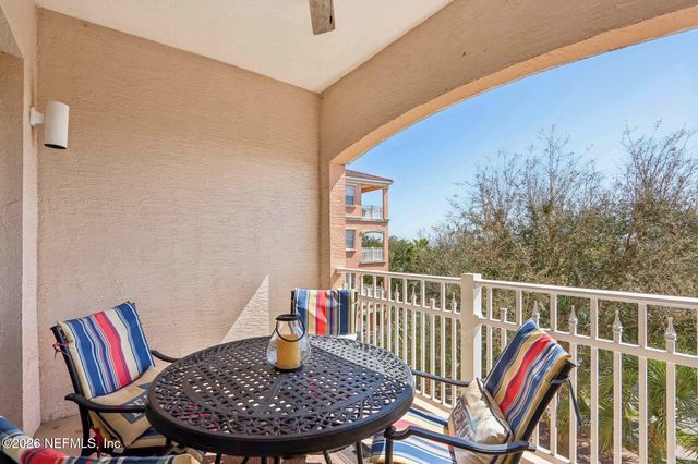 15 OCEAN CREST Way 1334, Palm Coast, FL 32137