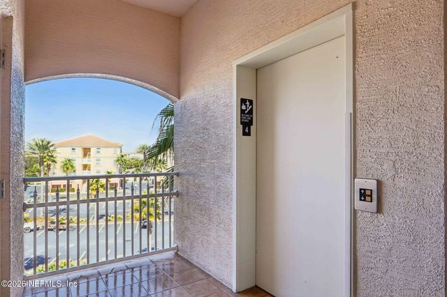 15 OCEAN CREST Way 1334, Palm Coast, FL 32137