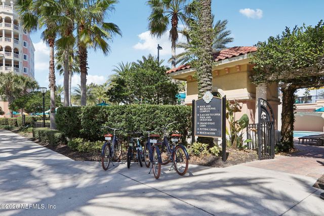 15 OCEAN CREST Way 1334, Palm Coast, FL 32137