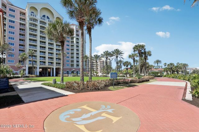 15 OCEAN CREST Way 1334, Palm Coast, FL 32137