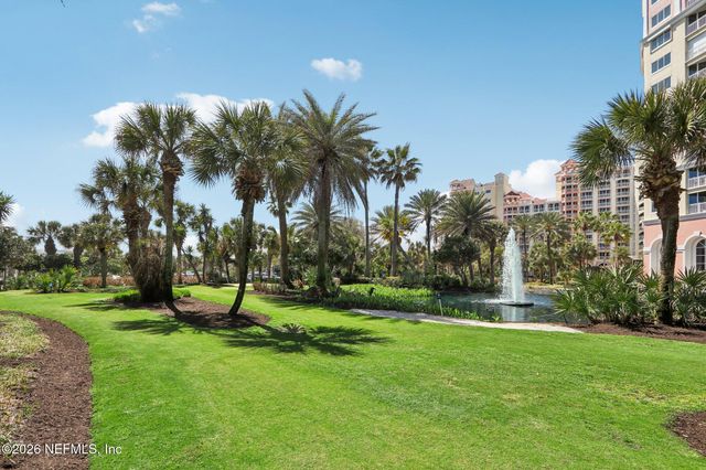 15 OCEAN CREST Way 1334, Palm Coast, FL 32137