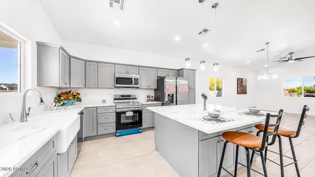 32112 N PALO VERDE Street, Wittmann, AZ 85361