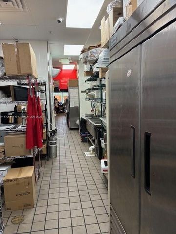 1678 NE SubShop, North Miami Beach, FL 33179