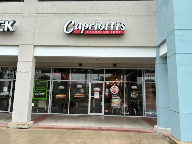 1678 NE SubShop, North Miami Beach, FL 33179