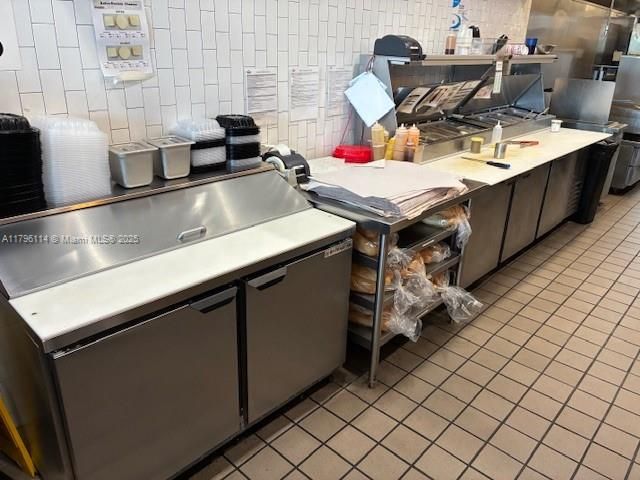 1678 NE SubShop, North Miami Beach, FL 33179