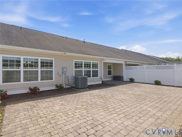 7304 Beechbark Ln, Mechanicsville, VA 23111
