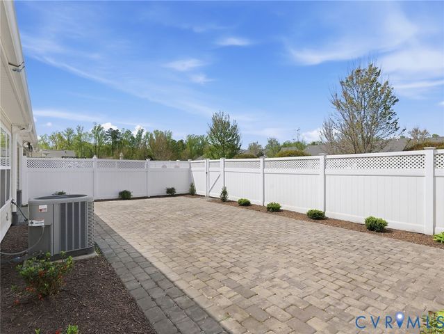 7304 Beechbark Ln, Mechanicsville, VA 23111