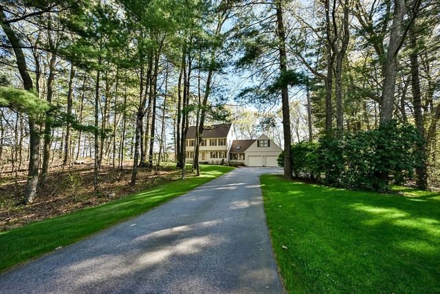 15 Edwards Rd, Foxboro, MA 02035