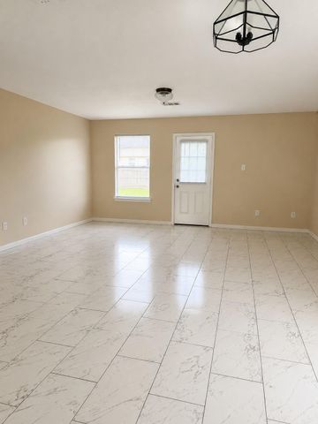 4863 Drew Forest Lane, Humble, TX 77346